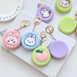 กระเป๋าใส่เหรียญซิลิโคนลายการ์ตูนสัตว์น่ารักแบบขายส่ง เป็นมิตรกับสิ่งแวดล้อม ทนทาน ใช้เป็นพวงกุญแจ กระเป๋าสตางค์สำหรับผู้หญิง ใส่เครื่องสำอางได้ - Product Image 2