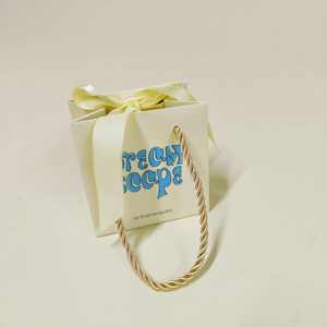 Bolsa de Papel Mini de Lujo con Cinta de Cartón Elegante, Embalaje Cosmético Personalizado con Impresión de Joyería - Product Image 3