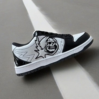 Chaussures de luxe de haute qualité en gros pour femmes et hommes, chaussures de créateur noires et blanches, baskets pour hommes, chaussures de skate pour la marche quotidienne