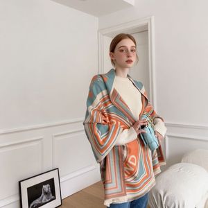 Châles en imitation cachemire imprimé licorne européenne Automne et hiver Écharpe double face pour femmes Écharpes d'animaux à blocage de couleur - Product Image 4