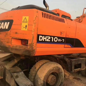 Excavatrice multifonctionnelle sur chenilles originale de la Corée DOOSAN DH210W-7 Hyundai à haut rendement en bon état d'occasion en vente - Product Image 1