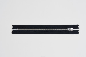Factory Direct High Quality Custom Size Normal Teeth Metal Zipper YG Zipper Slider for <strong>Garment</strong> <strong>Processing</strong> <strong>Accessories</strong> - Product Image 4