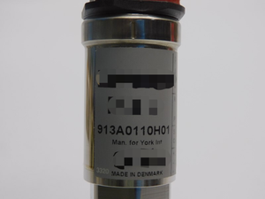 Controlador PLC Industrial FRICK 913A0110H01 AKS4050 8-30VDC 200PSI - Product Image 3