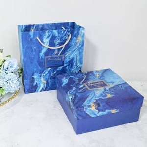 Scatola Regalo Personalizzabile con Logo, Motivo Marmorizzato, per la Festa <span class=keywords><strong>della</strong></span> <span class=keywords><strong>Donna</strong></span>, San Valentino, Matrimoni, Laminazione Opaca, Goffratura, Forma Personalizzabile - Product Image 4