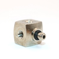 Raccord pour outil de jardin Irrigation Connecteur métallique de haute qualité avec 4 sièges de buse