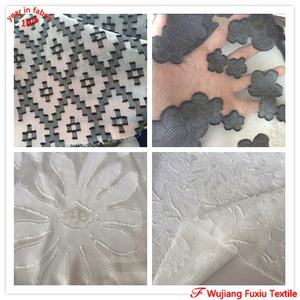 Vendita superiore tessuto Jacquard a <span class=keywords><strong>fiori</strong></span> in <span class=keywords><strong>Chiffon</strong></span> 100% poliestere con taglio incrociato <span class=keywords><strong>per</strong></span> abito da donna - Product Image 4