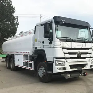 Sinotruck Howo 20000l तेल टैंकरों ट्रक बिक्री के लिए ईंधन टैंक ट्रकों