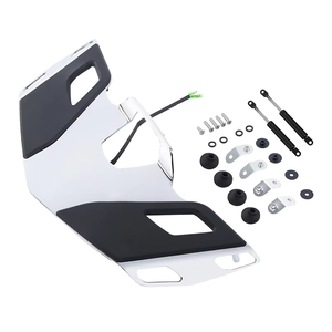 Porte-bagages arrière avec feu de freinage LED pour <span class=keywords><strong>Honda</strong></span> <span class=keywords><strong>Goldwing</strong></span> GL1800 2018 2019 <span class=keywords><strong>2020</strong></span> Moto Chrome/Noir - Product Image 1