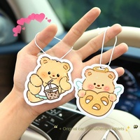 Diffuseur de parfum pour voiture Butter Bear, film absorbant en coton, papier pour rétroviseur, design de dessin animé mignon, parfum multi-choix, aromathérapie