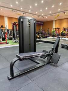 Máquina <span class=keywords><strong>de</strong></span> Poleas Horizontal Profesional <span class=keywords><strong>de</strong></span> 302 kg para Ejercicios <span class=keywords><strong>de</strong></span> Fuerza con Peso Ajustable para Entrenamiento <span class=keywords><strong>de</strong></span> Espalda - Product Image 1