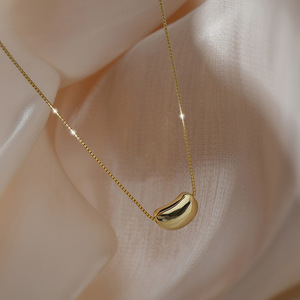Venta al por mayor de fábrica de acero inoxidable chapado en oro gargantilla joyería de moda Collar para mujer - Product Image 1