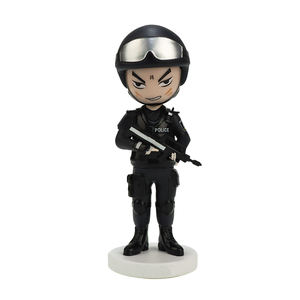 Résine Mini Figures Police Homme <span class=keywords><strong>Moule</strong></span> Statue Creative Peint À La Main Figurine - Product Image 4
