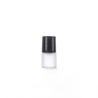 Mini bouteilles d'huile de parfum en verre dépoli de 1ml 3ml rouleau sur tube bouchon noir huile essentielle voyage mat 2ml rouleau bouteille avec logo de boîte