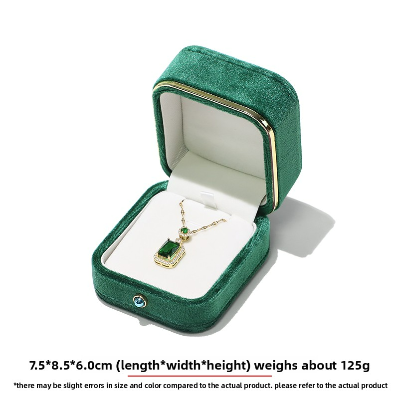 Green pendant box7.5*8.5*6.5CM