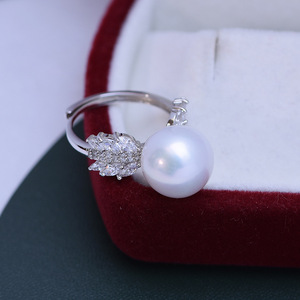 Bague en argent S925 pour femme avec diamant et perle d'eau douce de 11-12 mm, forte brillance, légers défauts, ouverture réglable, vente en gros - Product Image 2