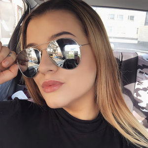 男女航空太阳镜UV400防护镜片和轻质金属飞行员框架太阳镜 - Product Image 2