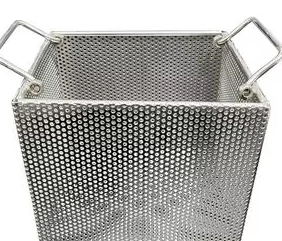 Cestello Filtro Quadrato in Acciaio Inossidabile per Lavello con Manico per Facile Rimozione - Product Image 1