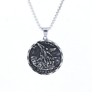 Colgante de Hierro Fundido con Diseño de Arcángel Miguel, Estilo Punk Vintage, Personalizado, Transfronterizo, Sin Decoloración, Aniversario, en Existencia. - Product Image 1
