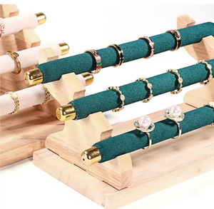 <span class=keywords><strong>2026</strong></span> Großhandel Holz 3-stöckiger <span class=keywords><strong>Ring</strong></span>-Schmuck-Organizer Turm mit Schwammstangen-Ringhalterung Mehrschichtiger <span class=keywords><strong>Ring</strong></span>-Aufbewahrungsständer - Product Image 1