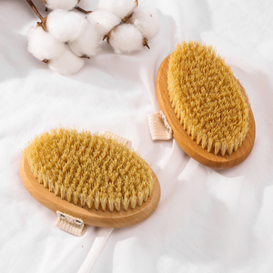 Vente en gros de brosse de bain en sisal végétalien avec logo personnalisé forme ovale pour peau sèche manche en bois sac de luffa <span class=keywords><strong>nettoyant</strong></span> pour le corps pour la douche - Product Image 5
