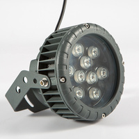 Projecteur LED en aluminium moulé sous pression de haute qualité, IP65, 2700K, blanc chaud doux, télécommande, éclairage sur piquet non solaire