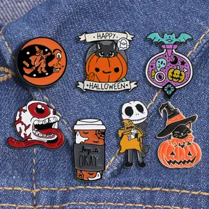 Pin Enamel Logam Kustom Pabrikan Pin Enamel Keras Kerangka Manusia Labu Halloween