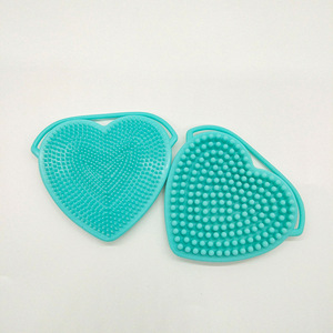 Brosse faciale en silicone, brosse de massage pour le shampoing, brosse de lavage du visage double face en forme de cœur, brosse nettoyante faciale en silicone - Product Image 2