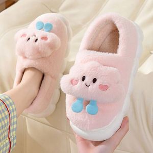 Nouvelles pantoufles en peluche nuage style dessin animé pour <span class=keywords><strong>femme</strong></span>, chaudes pour l'hiver, pour couple, à semelle épaisse, pour intérieur et extérieur - Product Image 2