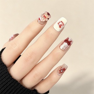 Ongles à presser de Noël et d'hiver, édition limitée, courts carrés, faits main, motifs Bonhomme en pain d'épices, Bonhomme de neige, Nœud, réutilisables, en ABS, style dessin animé, 10 pièces - Product Image 1