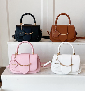 Bolso de mano retro de PU para mujer, elegante, de gran capacidad, informal, bandolera, bolso tote. - Product Image 1