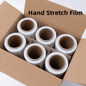 Rollo de película de plástico estirable a mano para envolver palés de 13 micras - Product Image 3