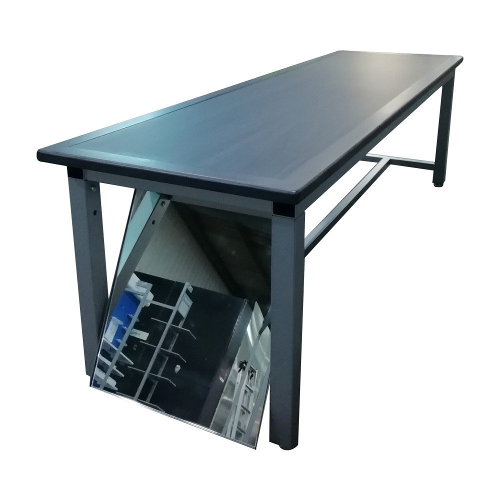 Nero come l'immagine