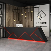 Comptoir de réception de style industriel rétro personnalisé, comptoir de caisse, bureau de service multifonctionnel pour e-sport, hôtel, salle de sport, café internet, hall