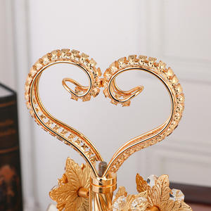 Paniers de fruits à plusieurs niveaux Cupcake Stand Assiette à dessert Style européen Gâteau Stand Fruit Candy Tower Plateau de service en verre pour la maison de mariage - Product Image 5