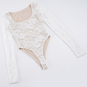 Body à manches longues simple à col rond en dentelle texturée Nouveau style de rue sexy d'automne Body - Product Image 6