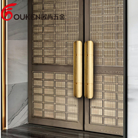 Poignées de porte cylindriques martelées en or brillant de luxe pour hôtel, villa, entrée, grande poignée de porte en bois et verre