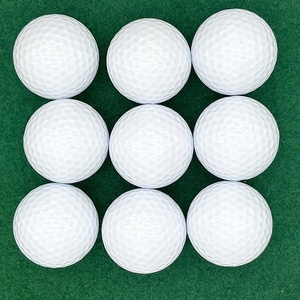 Balles de golf d'entraînement en Surlyn personnalisées avec logo, deux pièces, 85-90% d'élasticité, 392 fossettes, durables, poids 45g, emballage en boîte couleur - Product Image 3