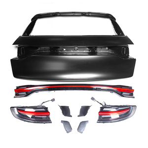 Kit carrosserie à <span class=keywords><strong>prix</strong></span> avantageux pour Porsche <span class=keywords><strong>Macan</strong></span> 2014-2017, mise à niveau modèle 2018-2021, transformation ancien en nouveau, incluant la porte arrière et les feux arrière - Product Image 1