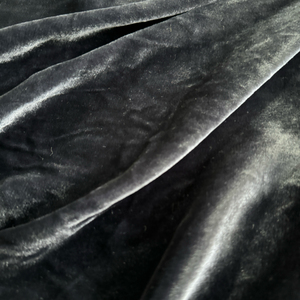 Dyed Colour Blue <strong>Gray</strong> Plain Silk Velvet Fabric - Product Image 5