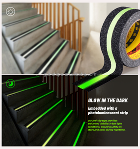 防滑胶带，深色条纹2英寸X 16.5ft英尺抓地力胶带防水防滑条，用于室外高牵引力楼梯踏板 - Product Image 2