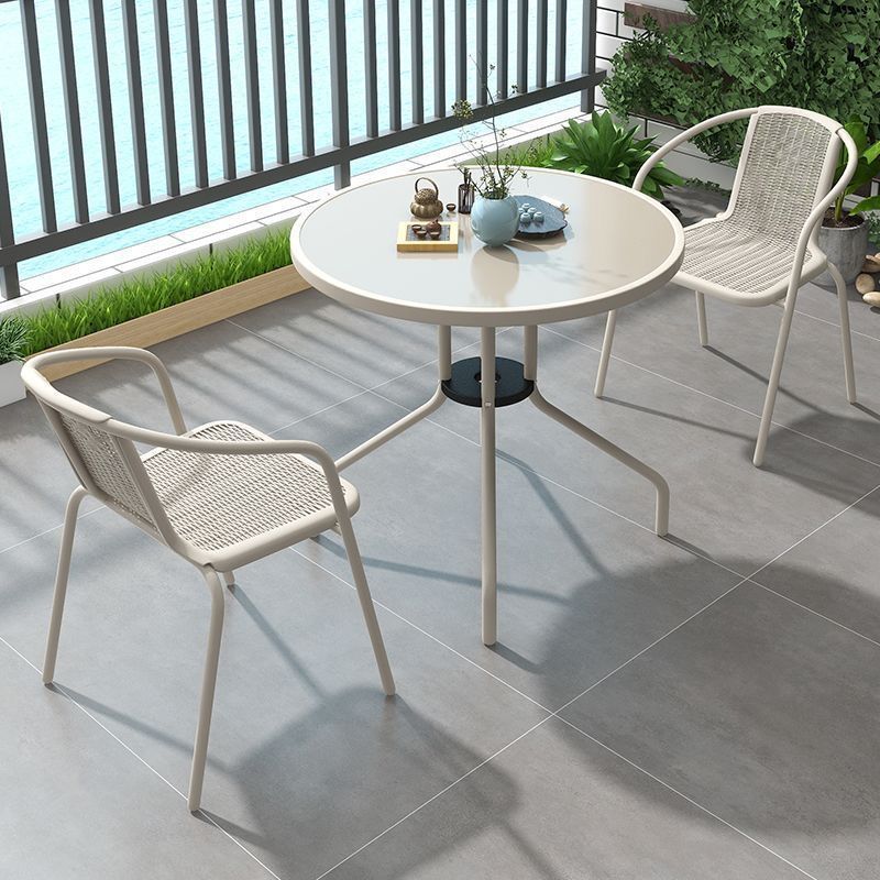 80cm diameter champagne-colored round table and 2 chairs