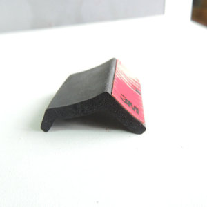 Bande de mousse en caoutchouc EPDM sur mesure pour la décoration automobile, protection anti-collision avec support adhésif - Product Image 1