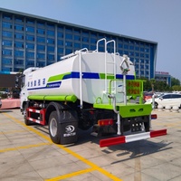 Camion-citerne Huashen F5 12m³ avec plateforme de travail arrière de 3950 mm de empattement pour l'arrosage paysager
