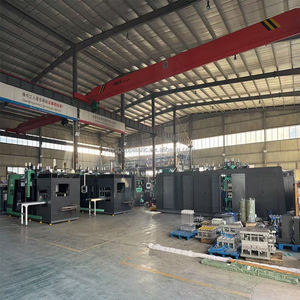 Thermoformmaschine zur Herstellung von Einweg-Kunststoff-Lebensmittelbehältern - Product Image 6