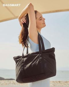 Bolso de playa impermeable BSCI para mujer, bolso de malla con cremallera para el verano. - Product Image 3