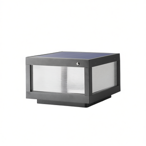 Lámpara LED solar moderna para cercas, de color negro, de 12 pulgadas, para caminos, terrazas y patios, IP65, luz blanca cálida de 3500K - Product Image 1