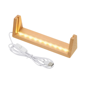 Marco de Fotos de Madera Moderno en Forma de U con Iluminación LED 3D, Alimentación USB, Tamaños de 6-8 Pulgadas, Luz Nocturna y Luces Multicolores - Product Image 1