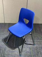 Chaise de salle à manger en plastique PP verte pour l'école et la formation