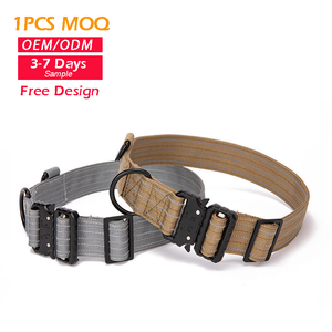 Fabricante, venta al por mayor, <span class=keywords><strong>Collar</strong></span> personalizado de nailon con estampado reflectante, remache para perros grandes, <span class=keywords><strong>Collar</strong></span> táctico para mascotas, diseño Simple - Product Image 1
