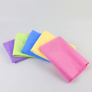 Nouvelle serviette pliée absorbante personnalisée pour chien, petite pochette en tissu PVA chamois de haute qualité pour animaux de compagnie - Product Image 3